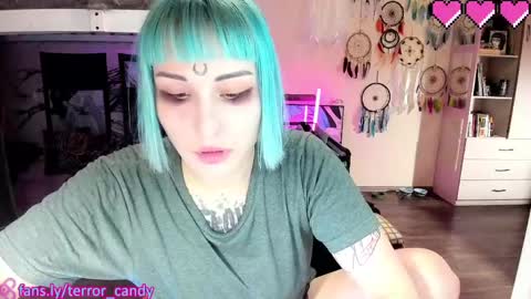 Snapshot of terror_candy chatting on May 16, 11:03 pm CRY BABY online show from May 16, 11:03 pm
