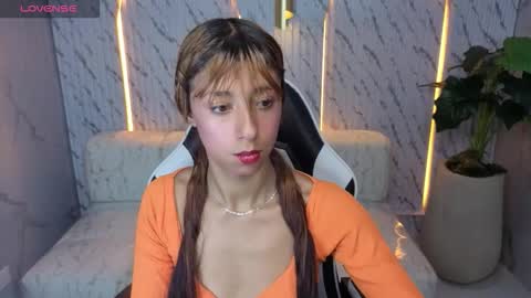 Snapshot of terry_tx chatting on October 11, 12:47 pm Online 800 to 1400 online show from October 11, 12:47 pm