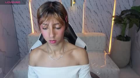 Snapshot of terry_tx chatting on October 22, 1:00 pm Online 800 to 1400 online show from October 22, 1:00 pm