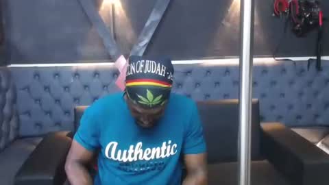 terry_zyzz online show from February 22, 7:45 pm