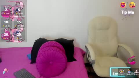 Snapshot of tesa_cute chatting on September 10, 2:00 am tesa online show from September 10, 2:00 am