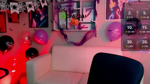 Snapshot of tessa_hit chatting on October 25, 9:50 am Tessa online show from October 25, 9:50 am