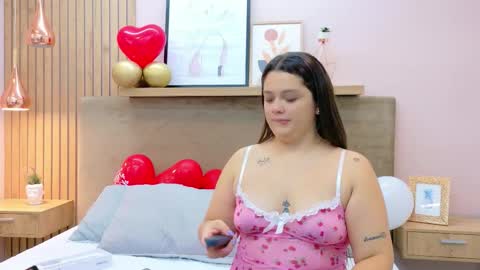 tessa stones online show from February 25, 3:05 am