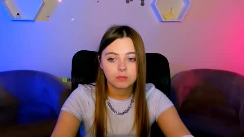 tessa_tea online show from November 29, 10:07 am