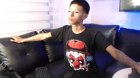 tessachains online show from January 13, 2:06 am