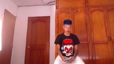 tessachains online show from February 13, 2:57 pm