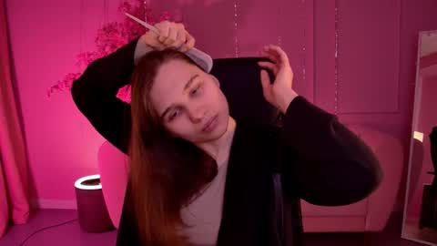 Tessa online show from March 24, 5:56 am