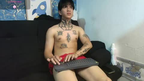 Snapshot of tessarion_black chatting on May 17, 4:43 am Tessarion online show from May 17, 4:43 am