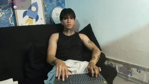 Snapshot of tessarion_black chatting on June 1, 6:37 am Tessarion online show from June 1, 6:37 am
