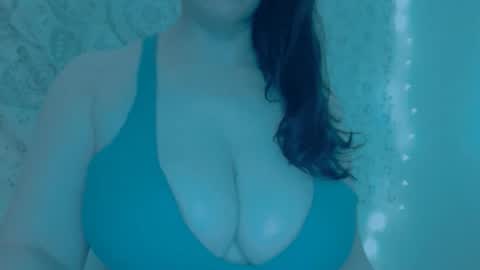 Snapshot of tessatempest chatting on May 20, 9:21 pm tessatempest online show from May 20, 9:21 pm
