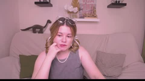 TESSA online show from December 30, 10:10 am