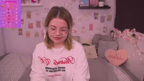 TESSA online show from January 2, 5:57 am