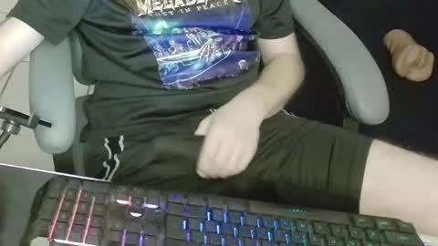 Snapshot of tetsuo343434 chatting on July 7, 2:47 am tetsuo343434 online show from July 7, 2:47 am