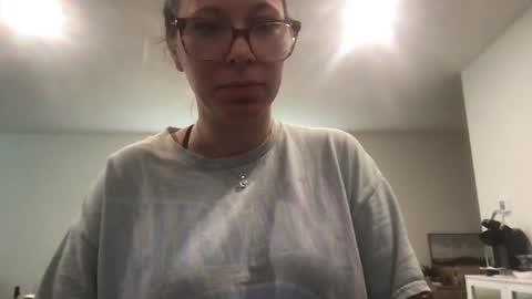 Daphne Summers online show from April 17, 5:38 pm