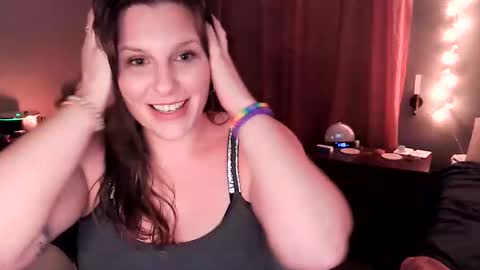 texasprincessk online show from June 2, 4:03 am