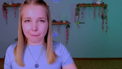 teya_starling online show from April 4, 7:50 am