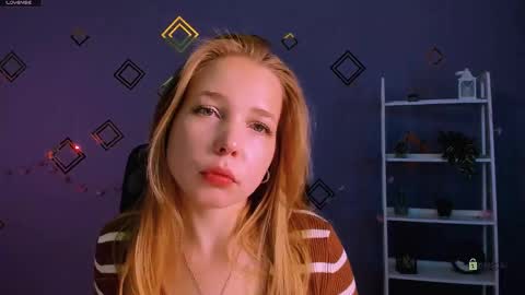 Snapshot of teya_starling chatting on May 31, 7:37 am teya_starling online show from May 31, 7:37 am