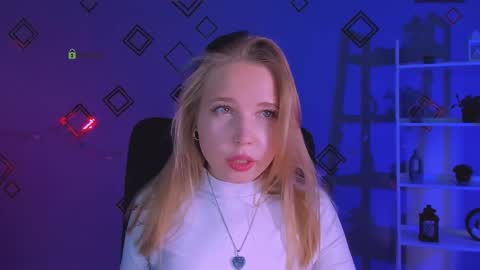 Snapshot of teya_starling chatting on June 4, 7:36 am teya_starling online show from June 4, 7:36 am