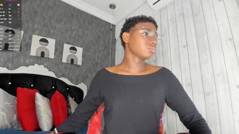 teylor_lovee online show from March 4, 9:21 pm