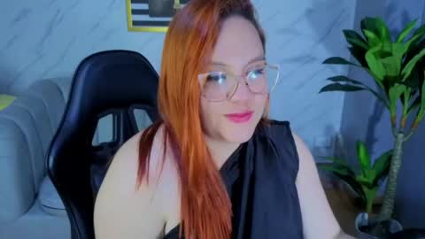 tezzaniut_t online show from April 21, 1:42 am