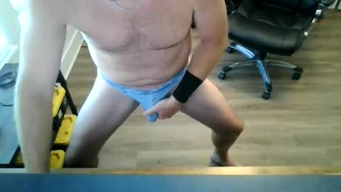 Snapshot of tfm138 chatting on May 18, 8:36 pm tfm138 online show from May 18, 8:36 pm