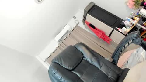 Snapshot of tgirl_luna69 chatting on November 29, 3:20 am Luna online show from November 29, 3:20 am