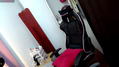 jennie online show from January 7, 1:14 pm