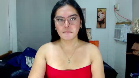 Snapshot of tgirlselena chatting on December 5, 2:31 am tgirlselena online show from December 5, 2:31 am