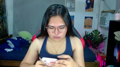 tgirlselena online show from April 26, 9:01 pm