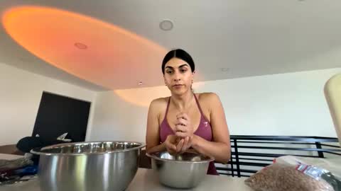 babygirlmami online show from February 13, 8:38 pm