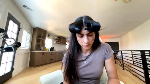 Snapshot of tgirltoesx chatting on April 23, 10:01 pm babygirlmami online show from April 23, 10:01 pm