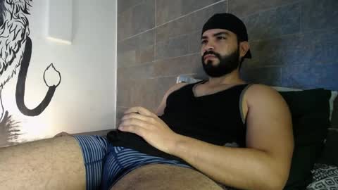 th1ago828986 online show from April 15, 2:40 am