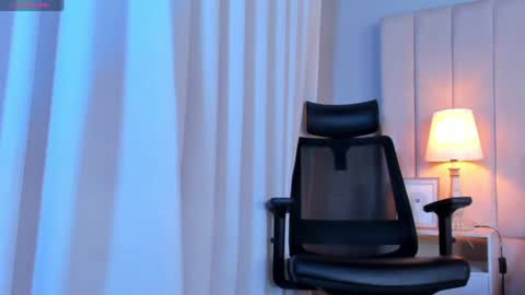 thaddeus king online show from January 27, 4:09 am