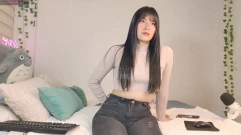 Snapshot of thaeltaylor chatting on October 2, 11:01 pm  Thael online show from October 2, 11:01 pm