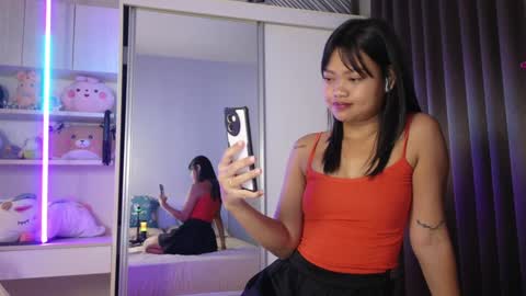 Snapshot of thailand4you chatting on December 2, 12:51 pm AbbieThai  online show from December 2, 12:51 pm