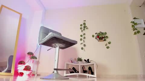 Thais online show from October 15, 1:22 pm