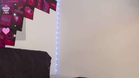 Snapshot of thalia_anderson chatting on January 12, 7:10 pm Thalia Anderson online show from January 12, 7:10 pm