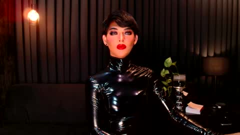 Snapshot of thalia_saint chatting on January 7, 9:07 am Thalia Saint online show from January 7, 9:07 am