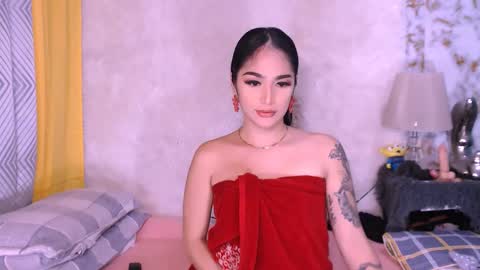 Thalia online show from February 11, 12:27 pm