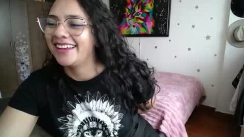 Snapshot of thaliacooper chatting on July 22, 4:54 pm online show from July 22, 4:54 pm