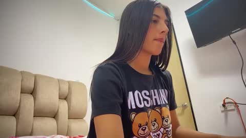 thaliana_rossi online show from February 5, 11:50 pm