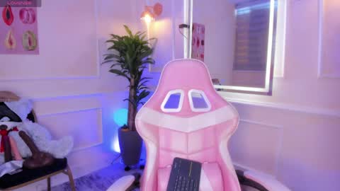 tamara gen online show from April 20, 9:05 pm