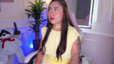 Snapshot of thamaragen_ chatting on May 3, 12:16 am tamara gen online show from May 3, 12:16 am