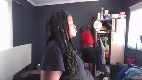 Snapshot of thamtsho1108 chatting on October 9, 9:51 am thamtsho1108 online show from October 9, 9:51 am