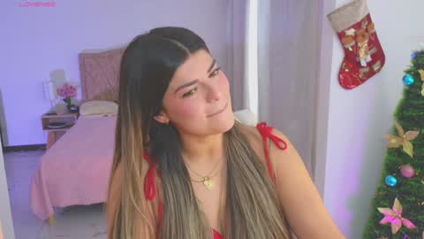Snapshot of thamy_stark chatting on December 13, 4:16 pm Thamara online show from December 13, 4:16 pm