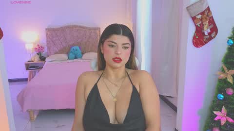 Snapshot of thamy_stark chatting on December 16, 3:43 pm Thamara online show from December 16, 3:43 pm