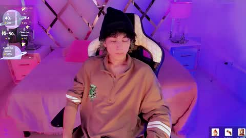 thanier_18 online show from March 14, 7:41 pm