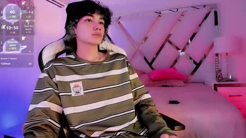 thanier_18 online show from March 24, 7:41 pm