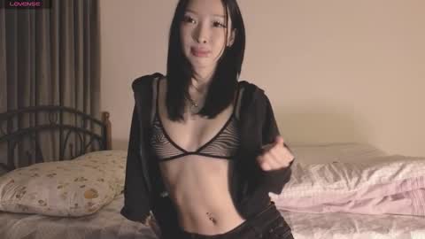 thanos_world1321002 online show from September 10, 10:21 pm