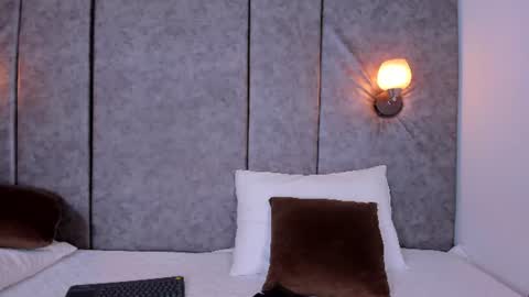 thara webstter online show from July 25, 11:41 am